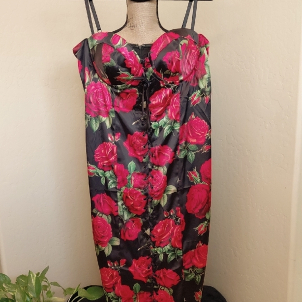 DOLLSKILL SUGAR THRILLZ MIDI DRESS ROMANTIC GETAWAY ROSES PRINT LACE UP FRONT 1X
